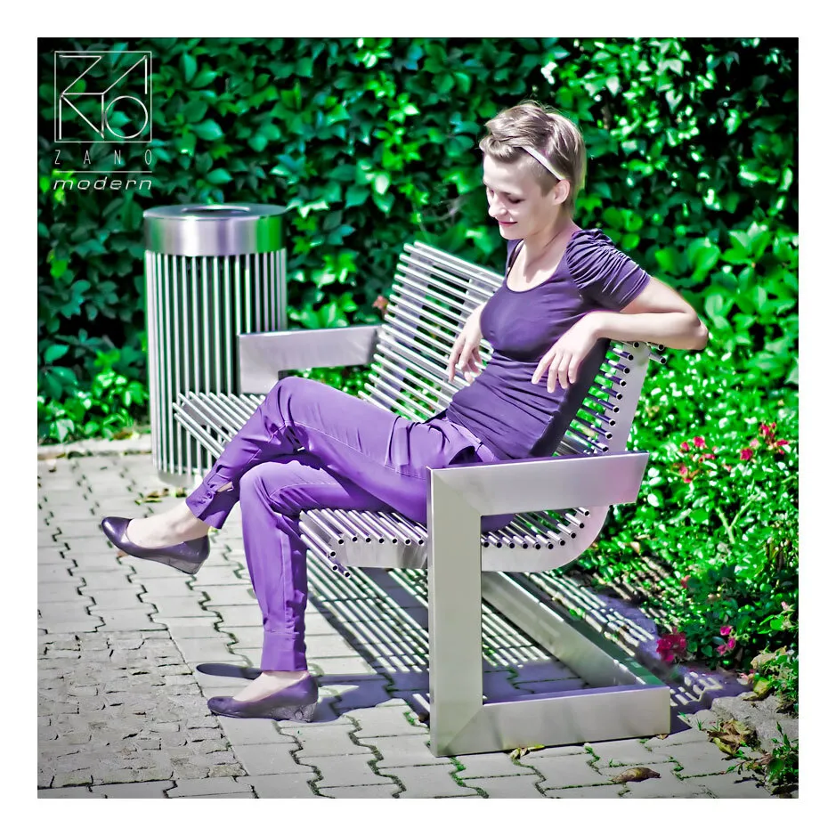 Modern roostevabast terasest pingid