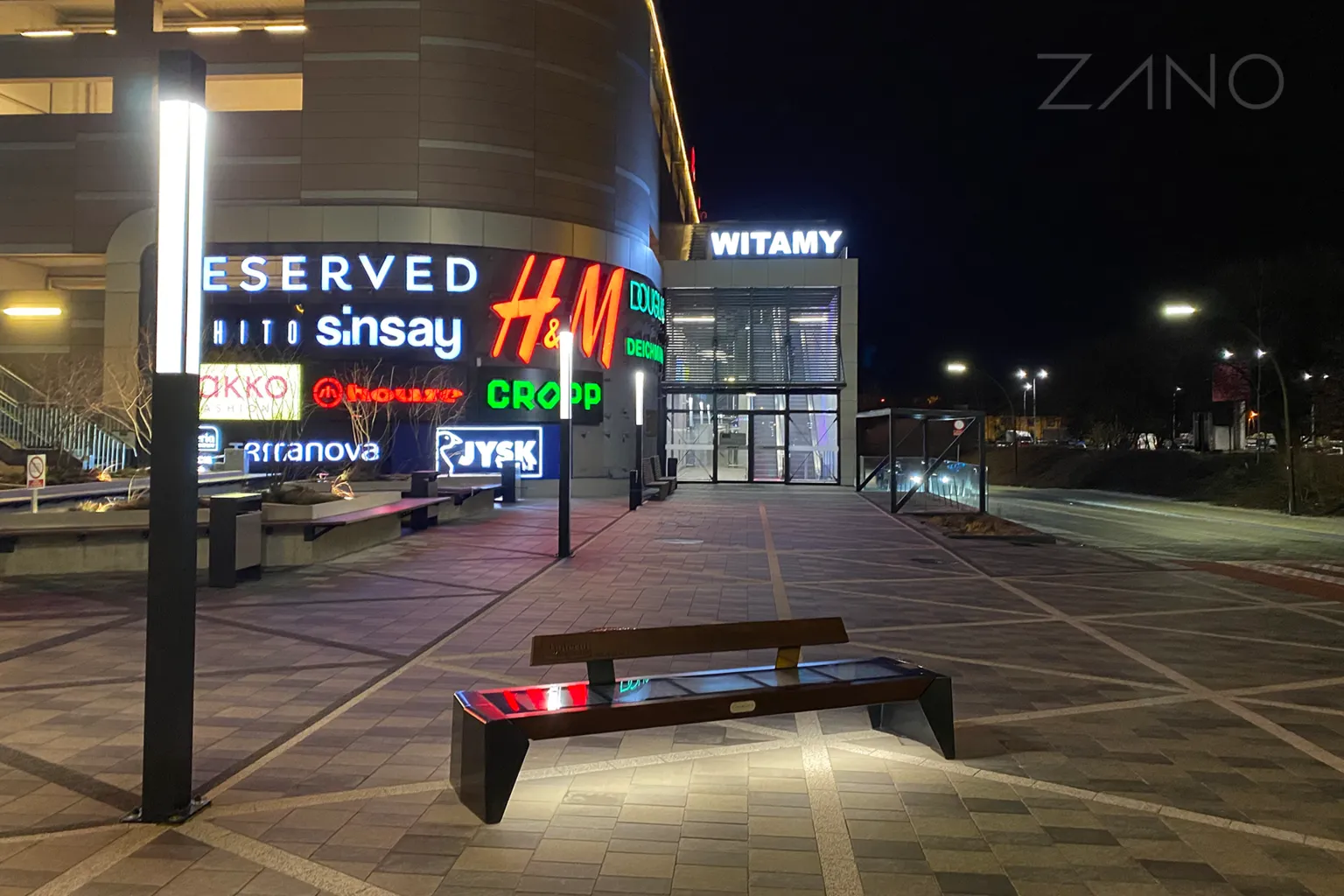 galerii Bronowice, linnamööbel Zano