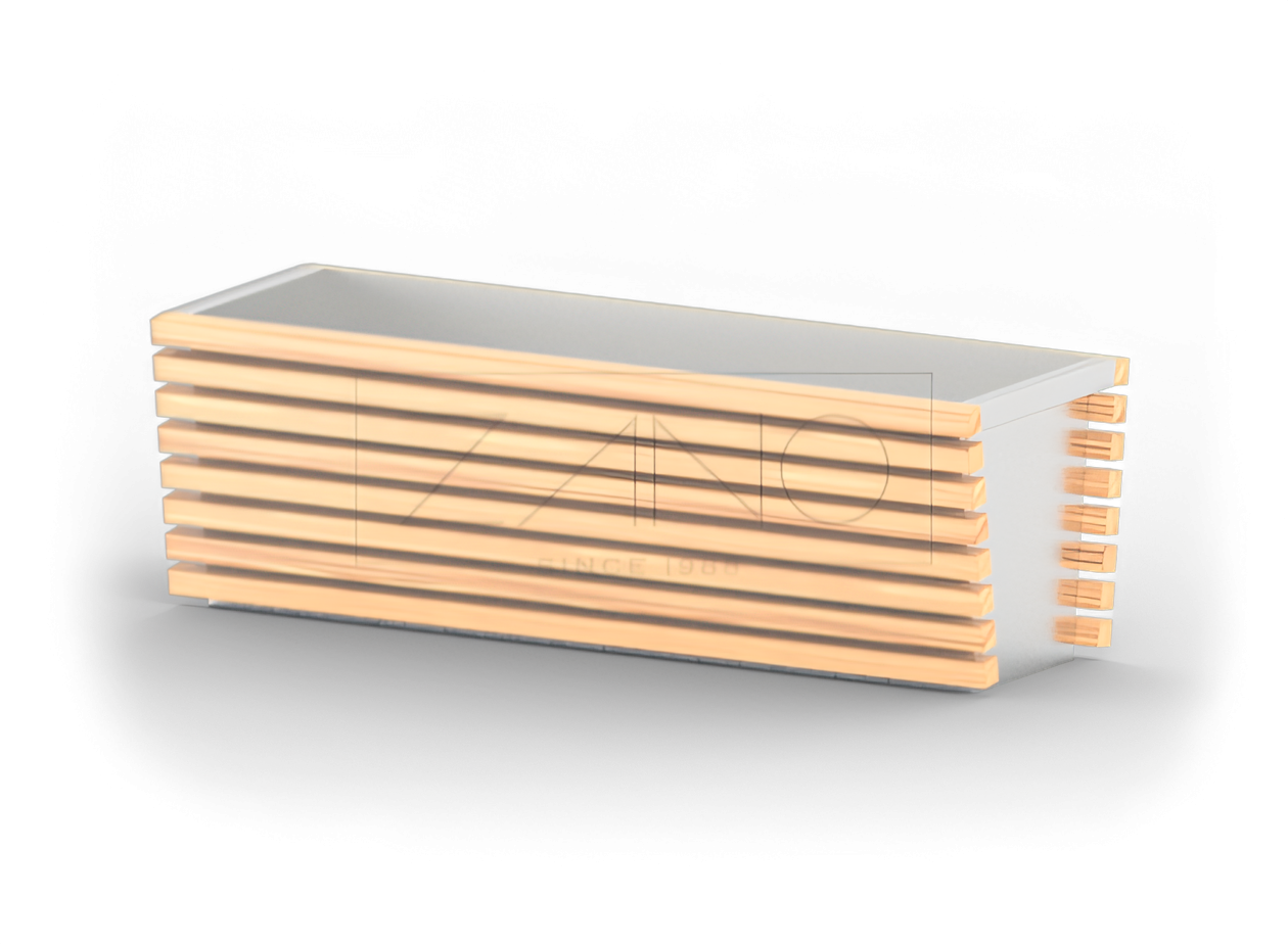 Modernne pott roostevabast terasest ja puidust Modernne pott roostevabast terasest ja puidust