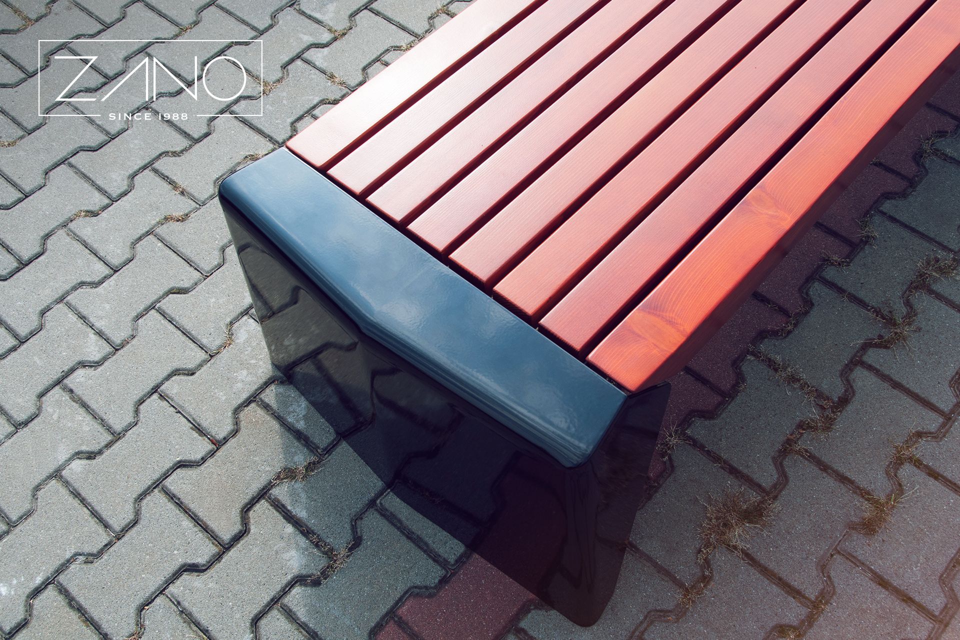 Puidust istmega teraspink - kaasaegne disain